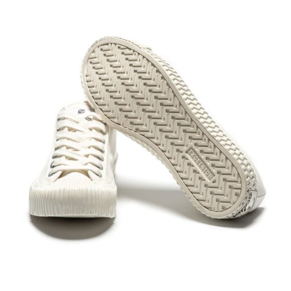 Excelsior Classic Bolt Low Top White Sneakers Unisex M6/ W7.5 NIB - Picture 2 of 11